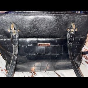 Liz Claiborne leather shoulder bag